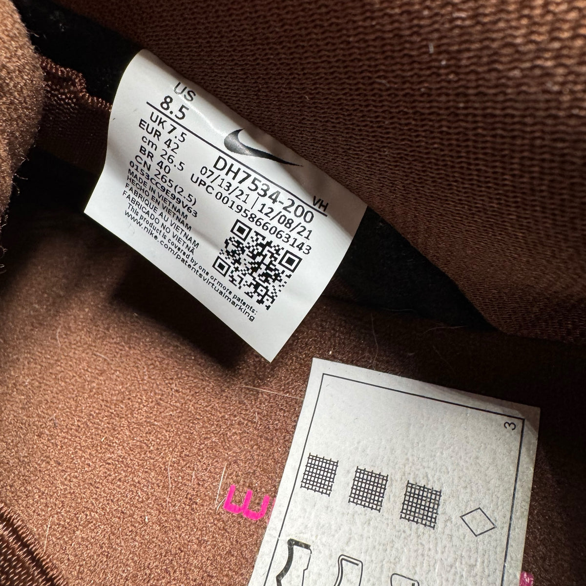 Dunk SB Low Paisley (42EU)