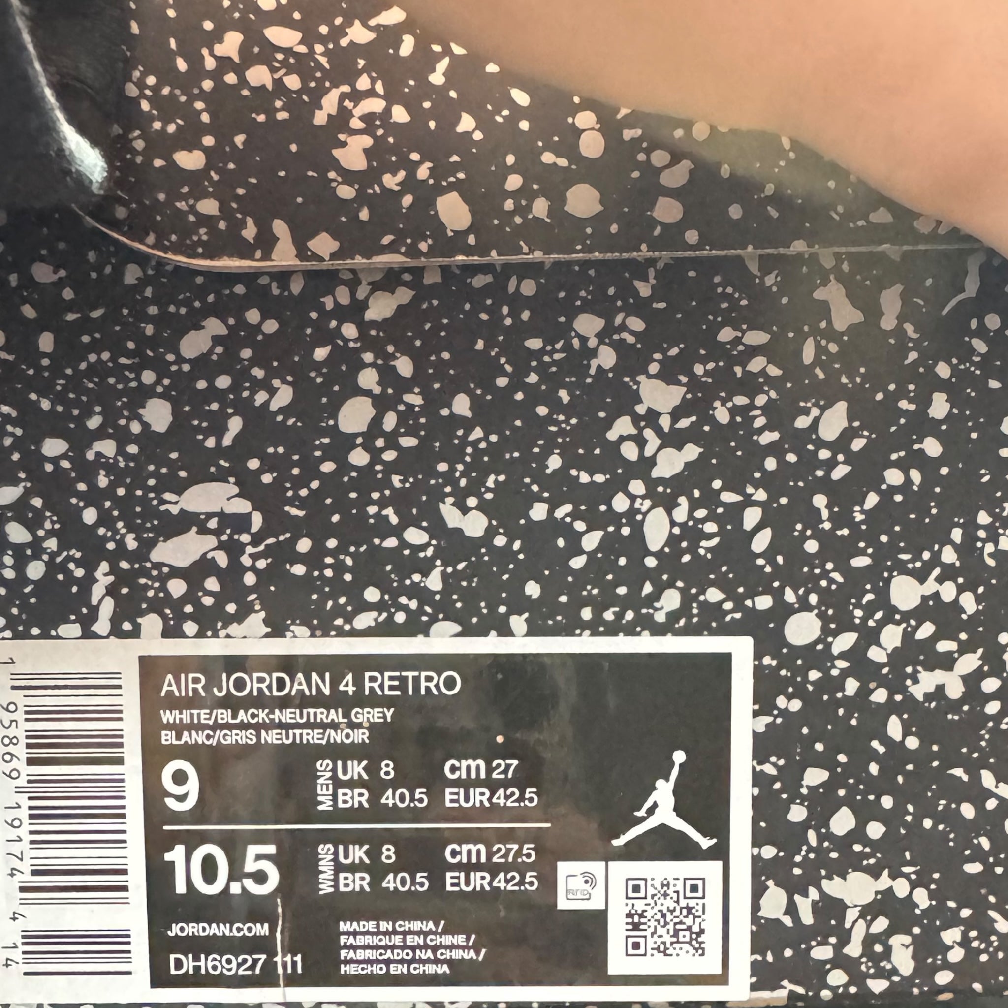 Jordan 4 Military Black (42.5EU)