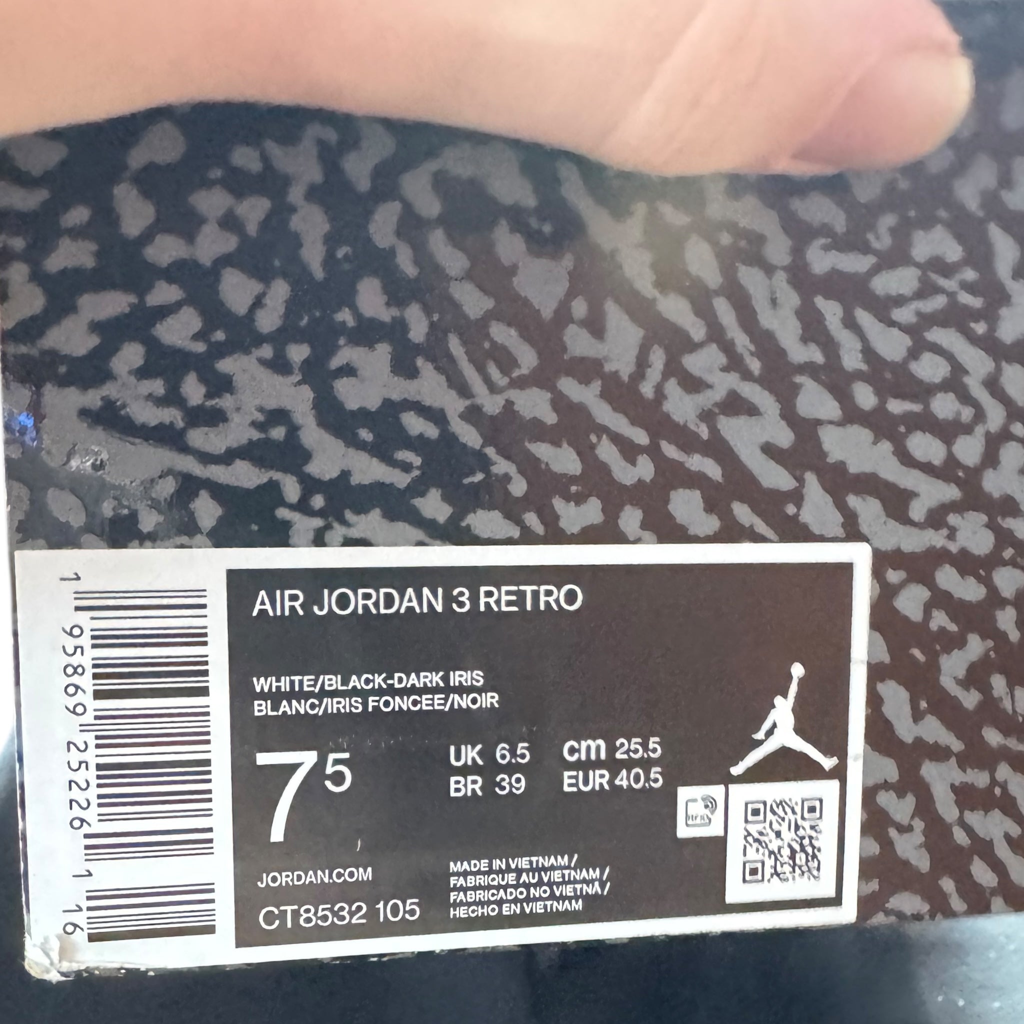 Jordan 3 (40.5EU)