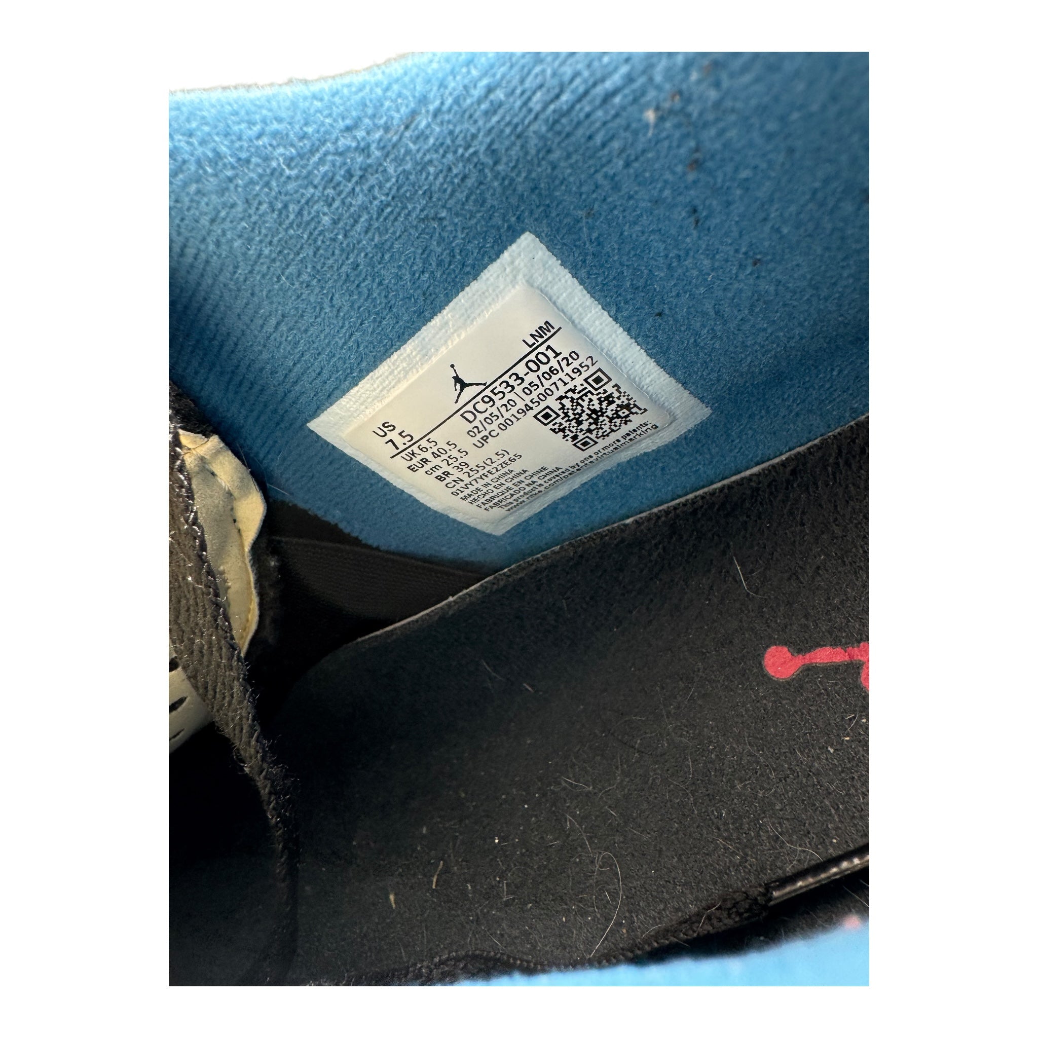 Jordan 4 Union (40.5EU)