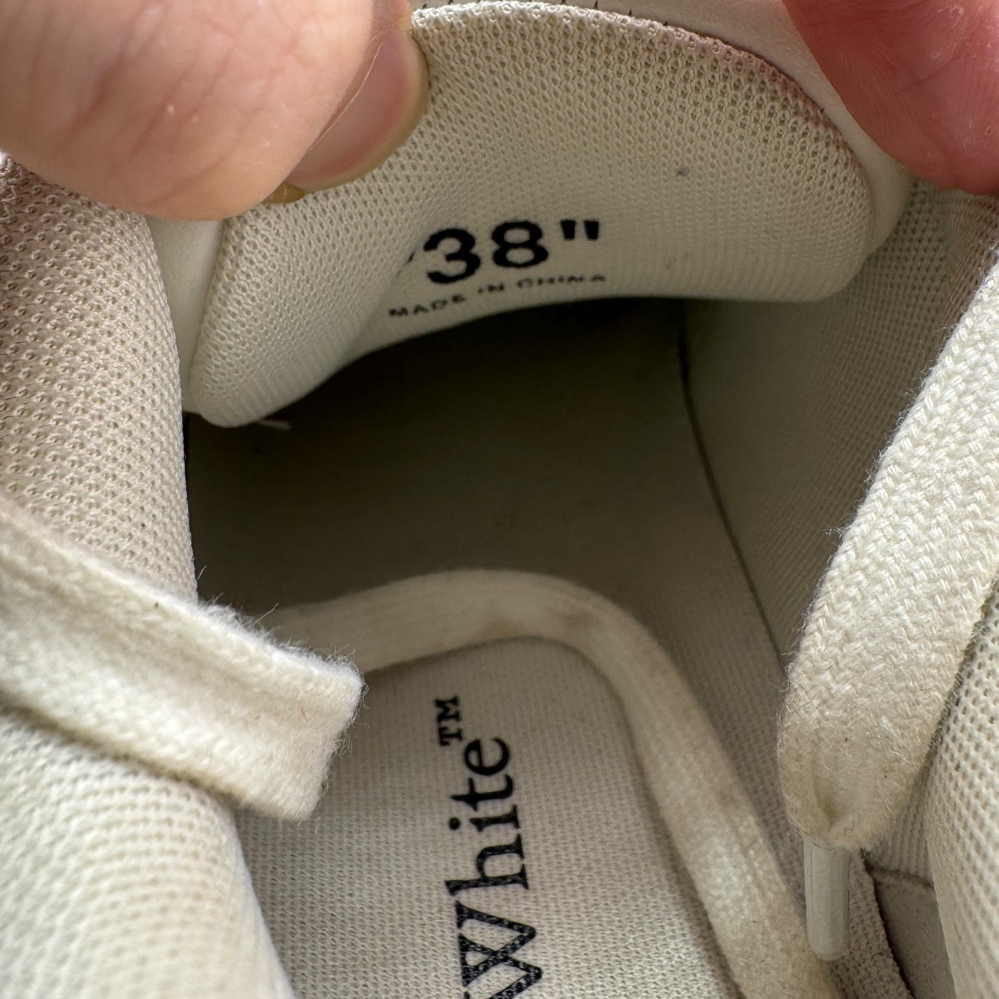 Off-White Out Off Office (38EU)