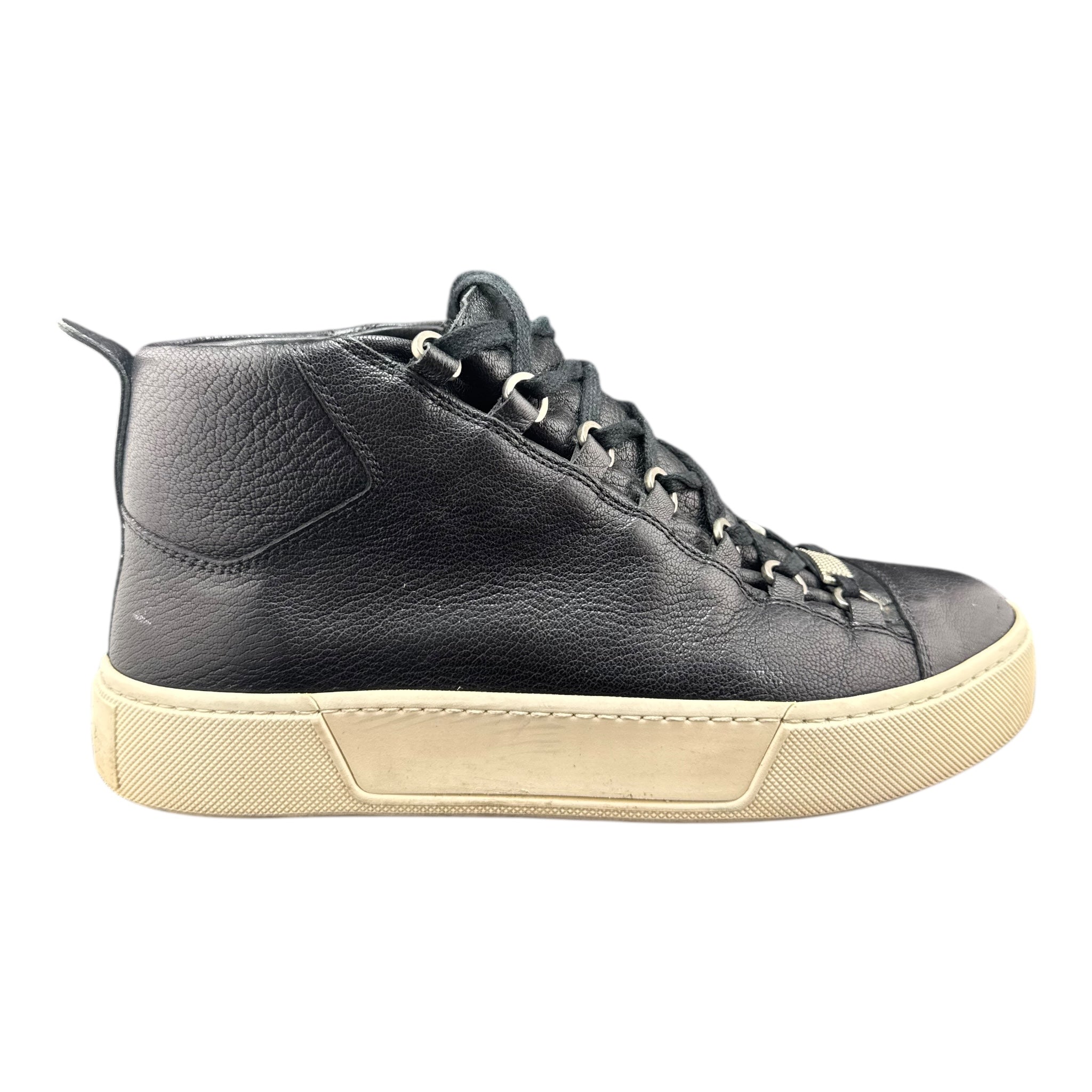 Balenciaga Arena (40EU)