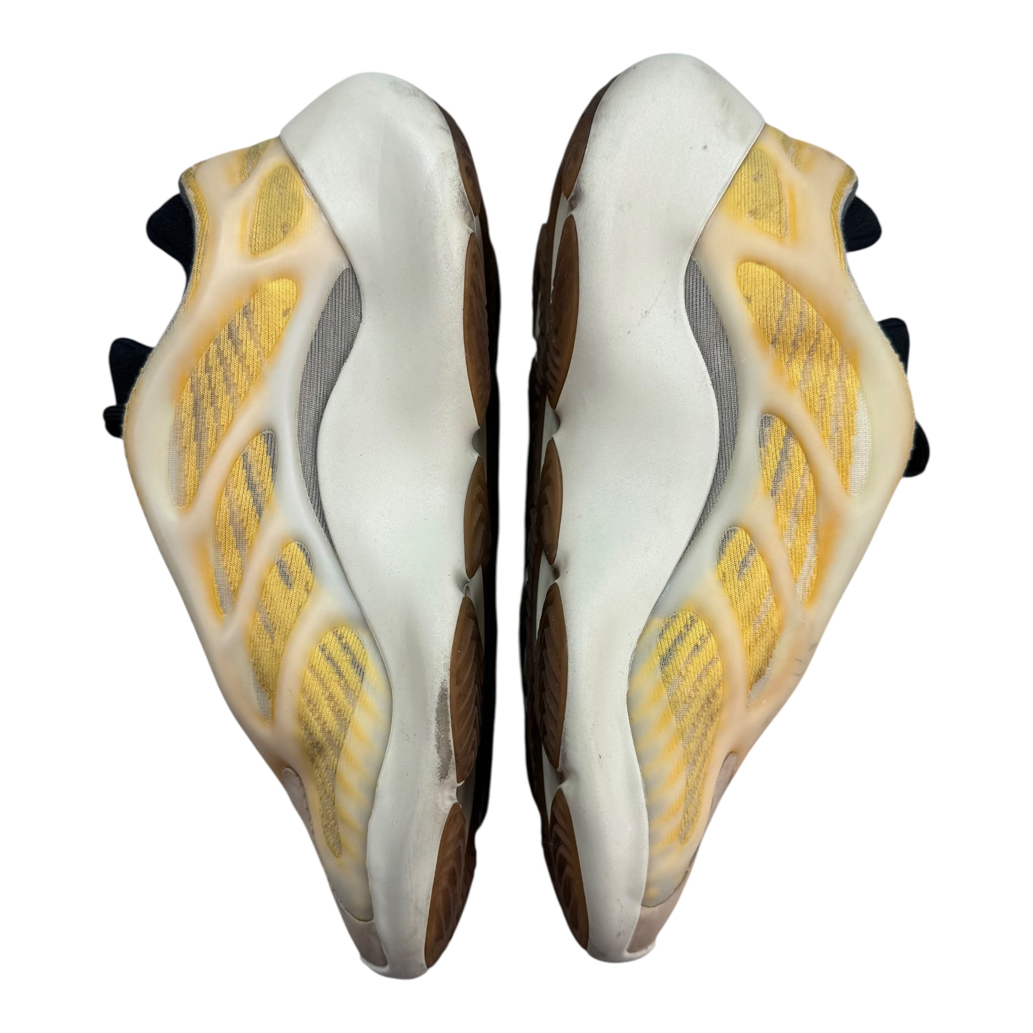 Yeezy 700 (41.5EU)