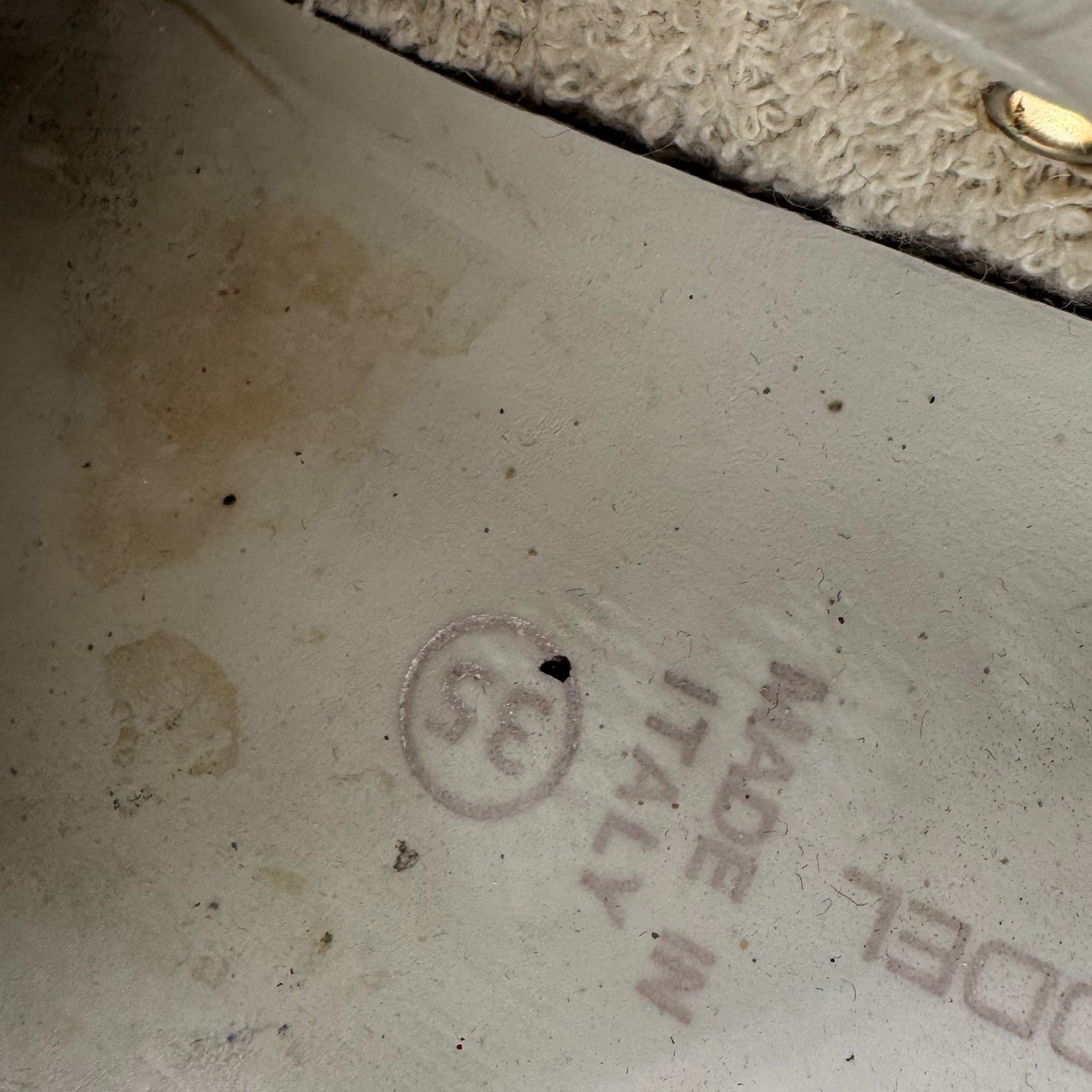 Philipe Model (35EU)