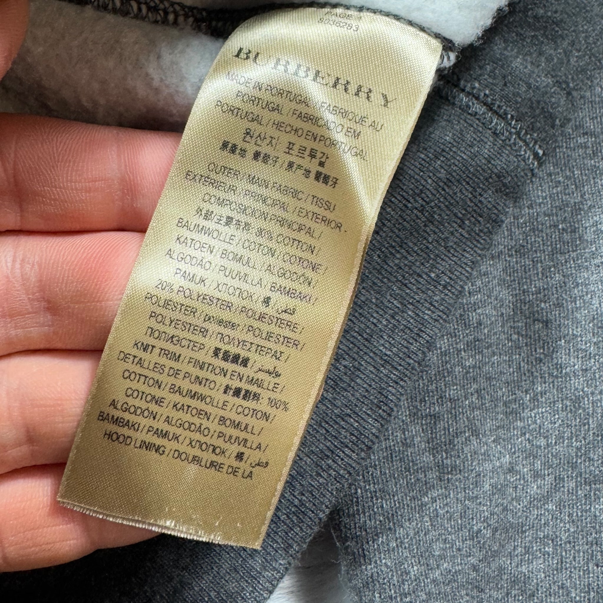 Burberry Sweatshirt (S)