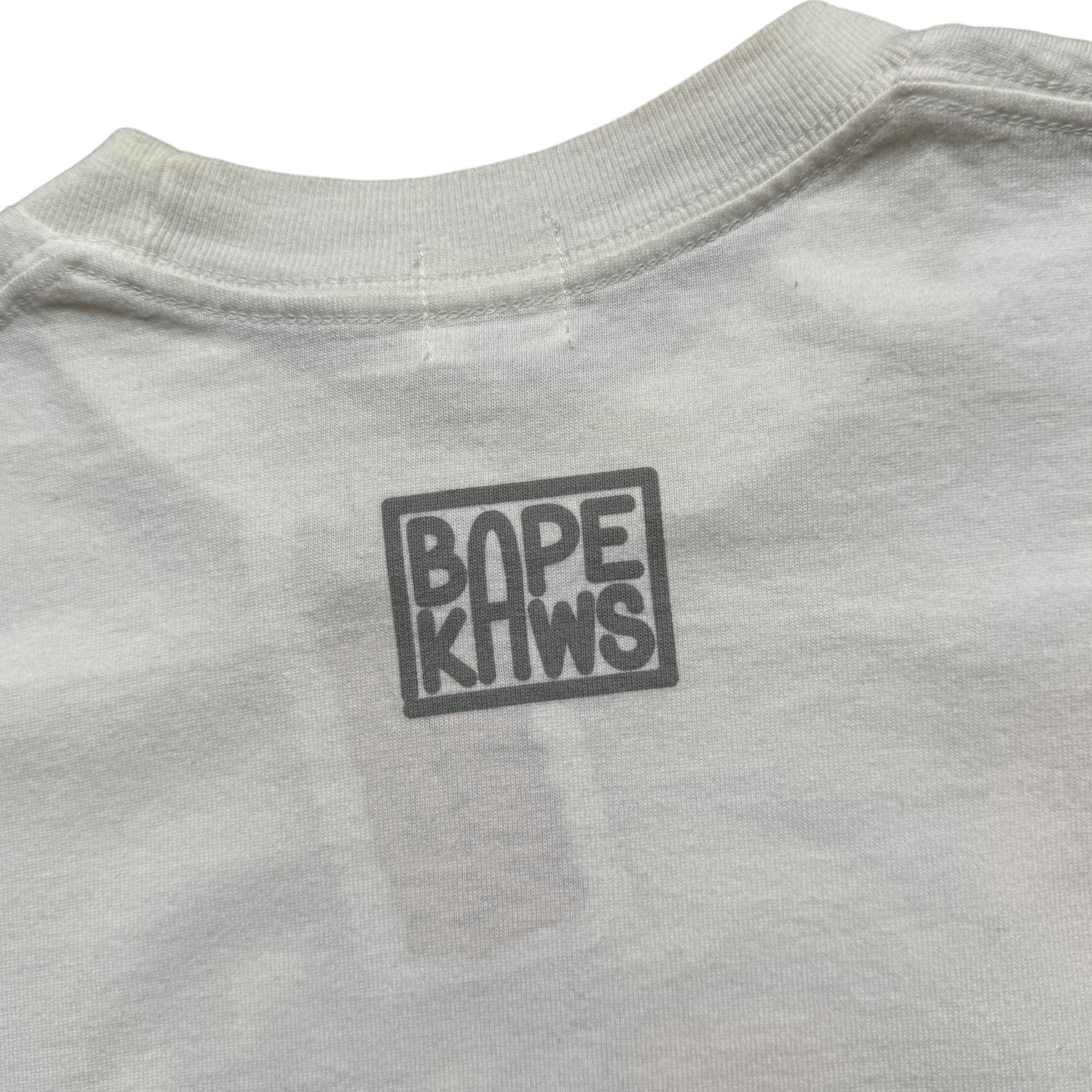 T-Shirt Bape x Kaws (M)