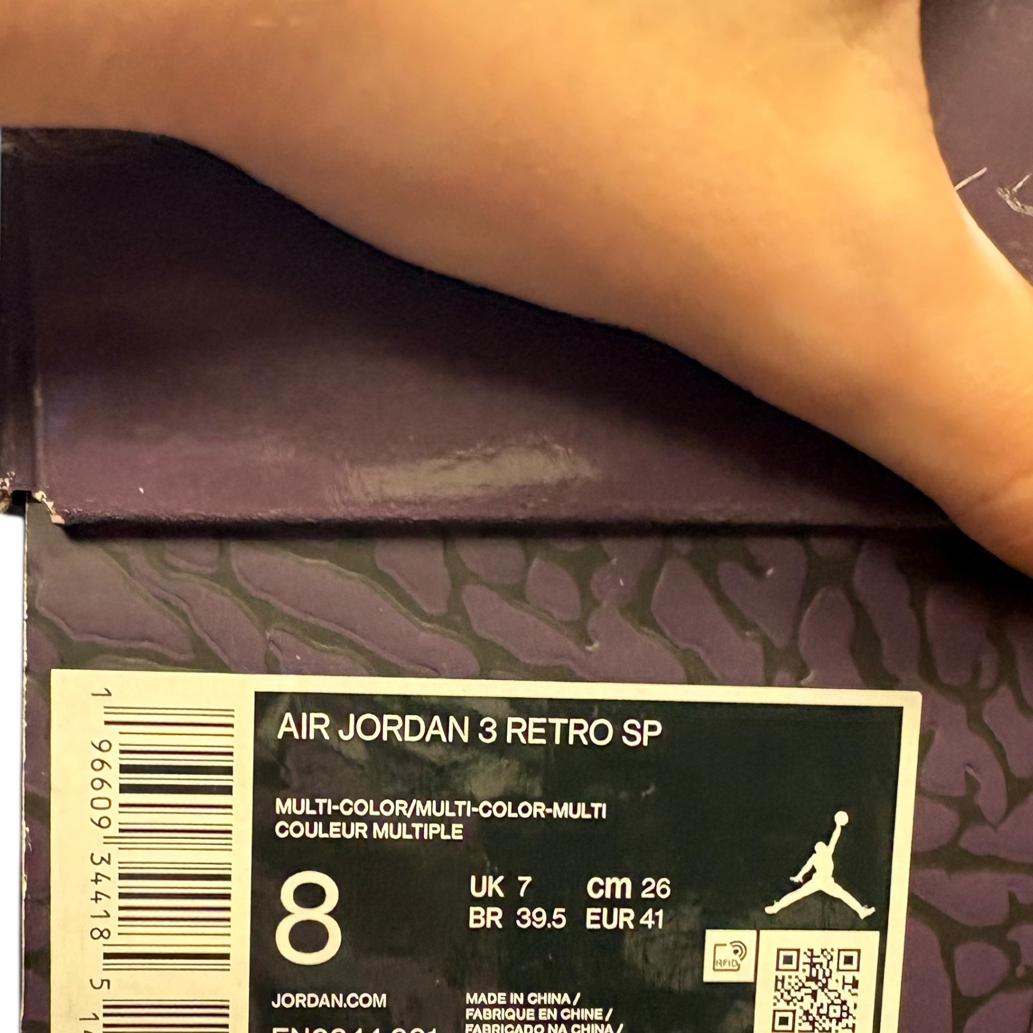 Jordan 3 J. Balvin (41EU)