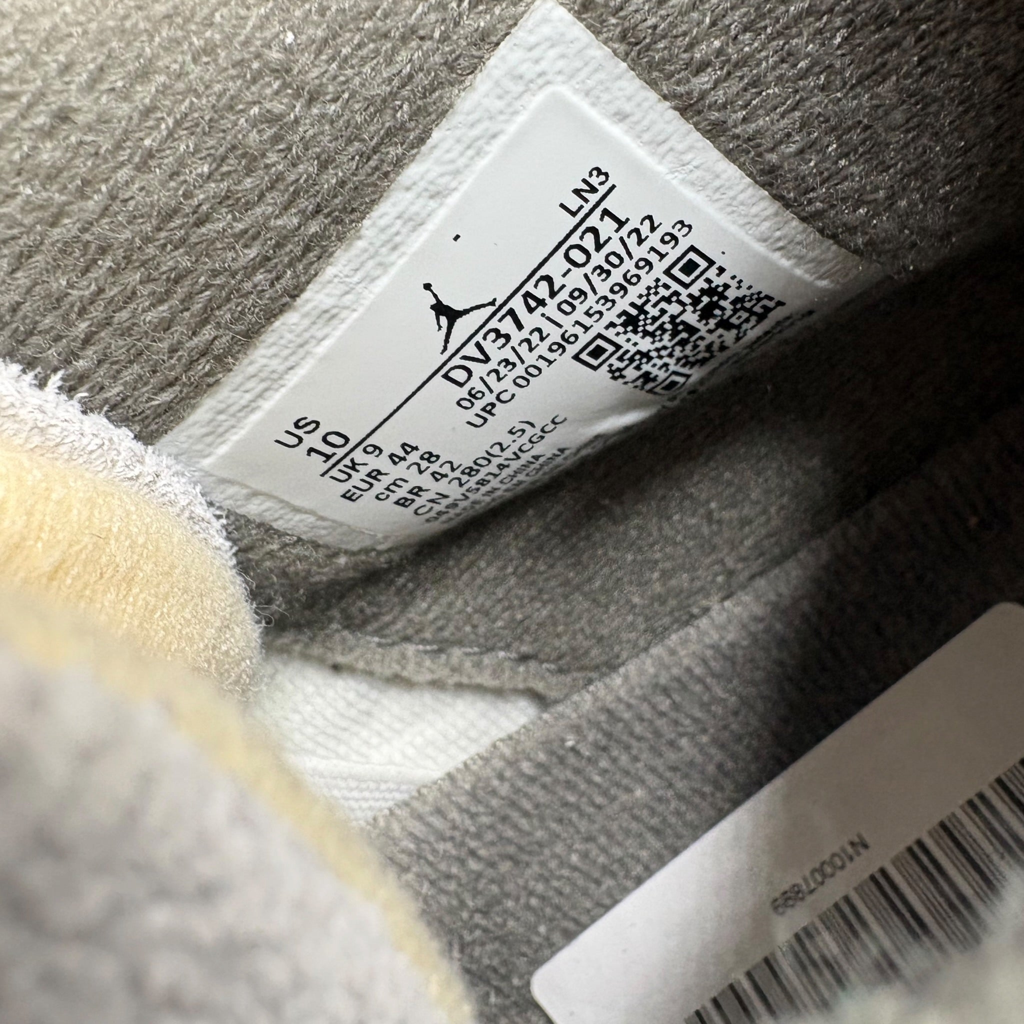 Jordan 4 Craft (44EU)