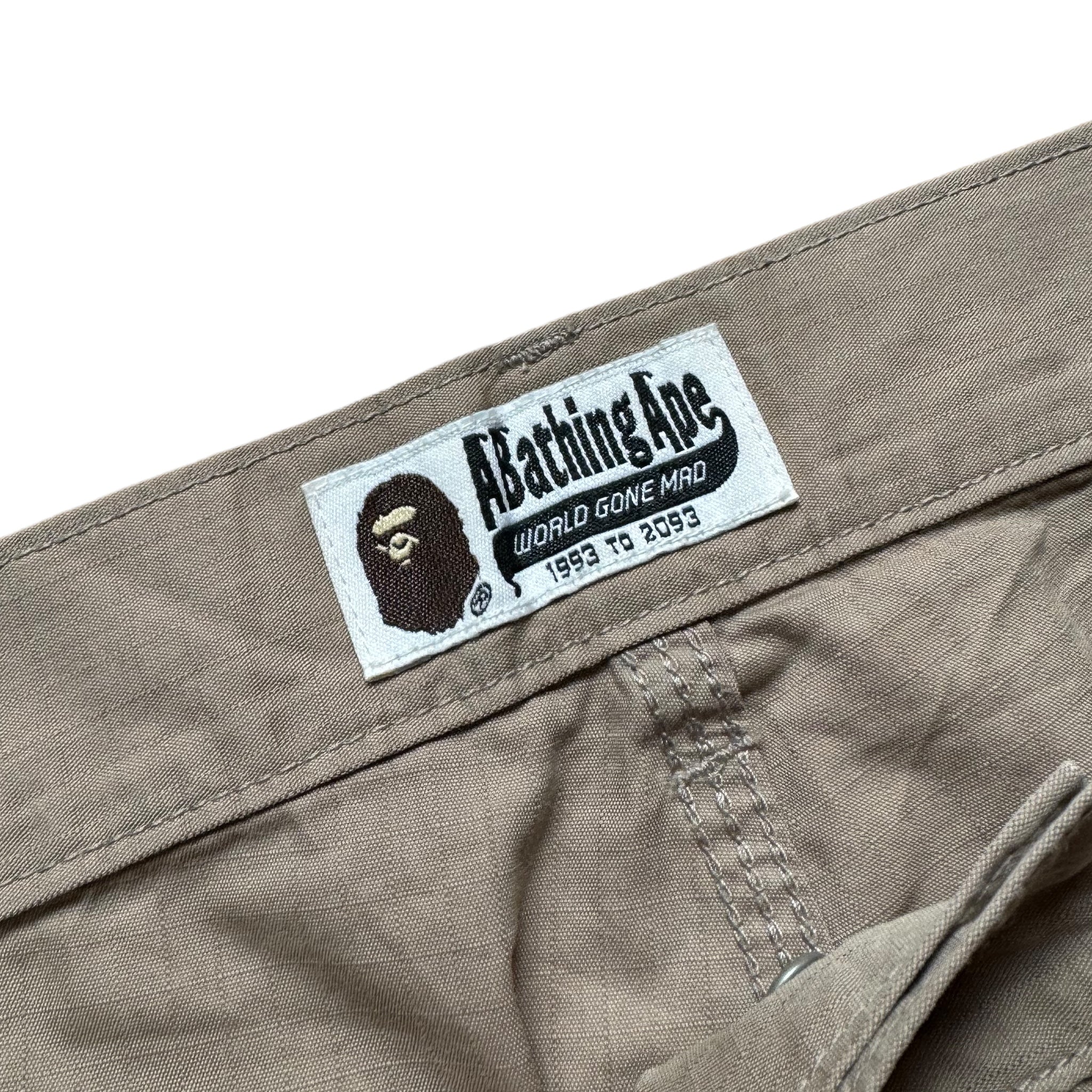 Kurze Baggy-Jeans von Bape (L)