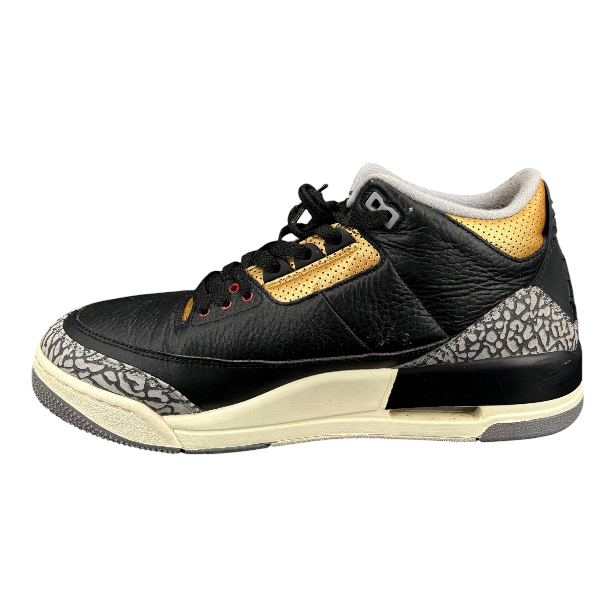 Jordan 3 gold cément (44EU)