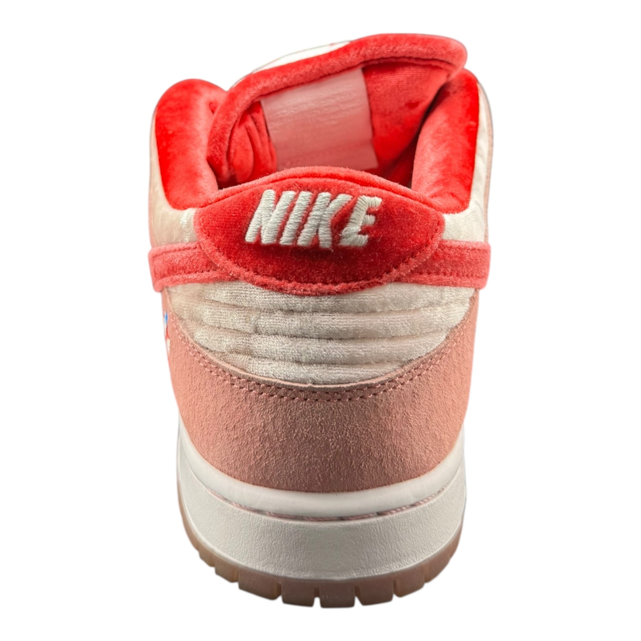 Dunk SB Strange Love (45EU)