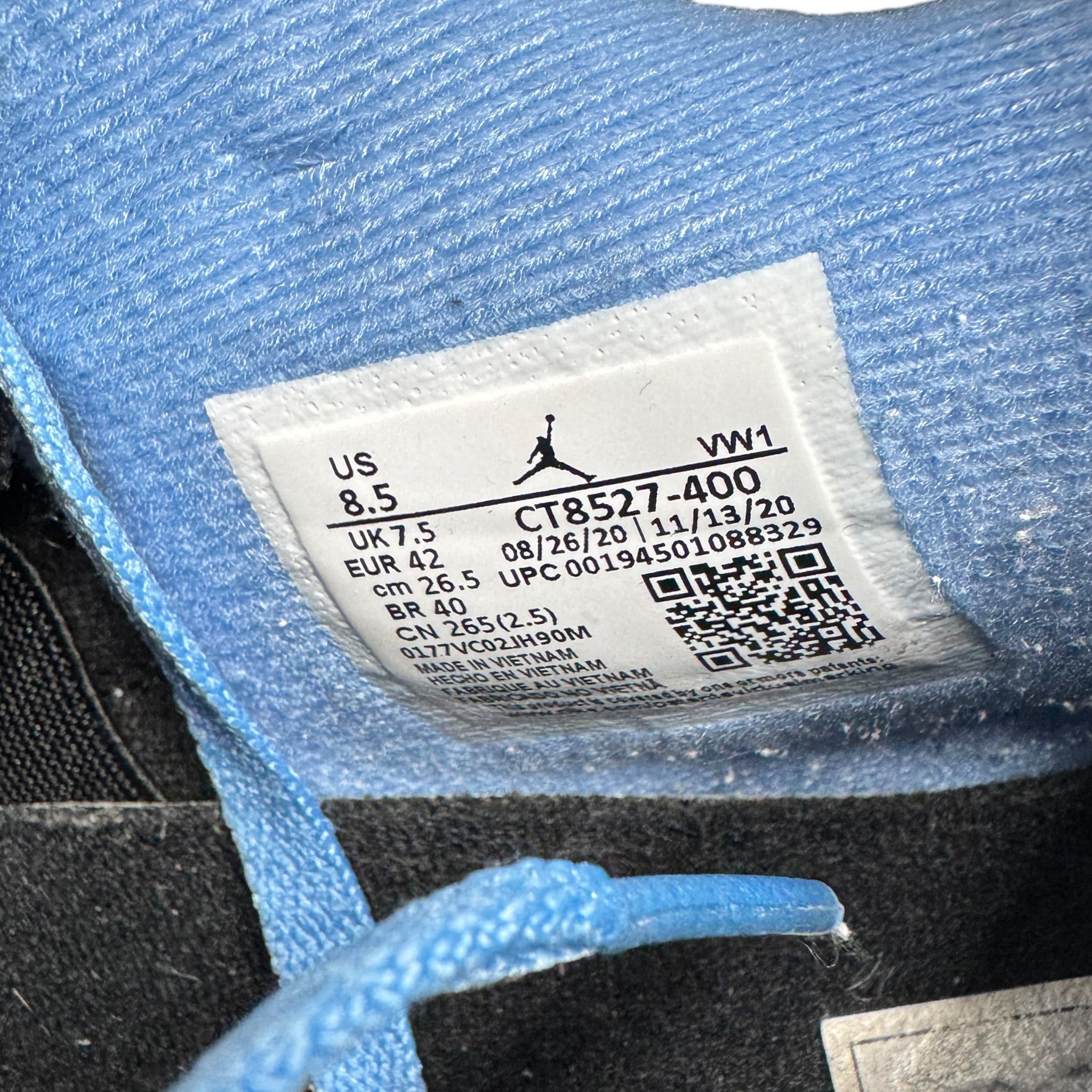 Jordan 4 University Blue (42EU)