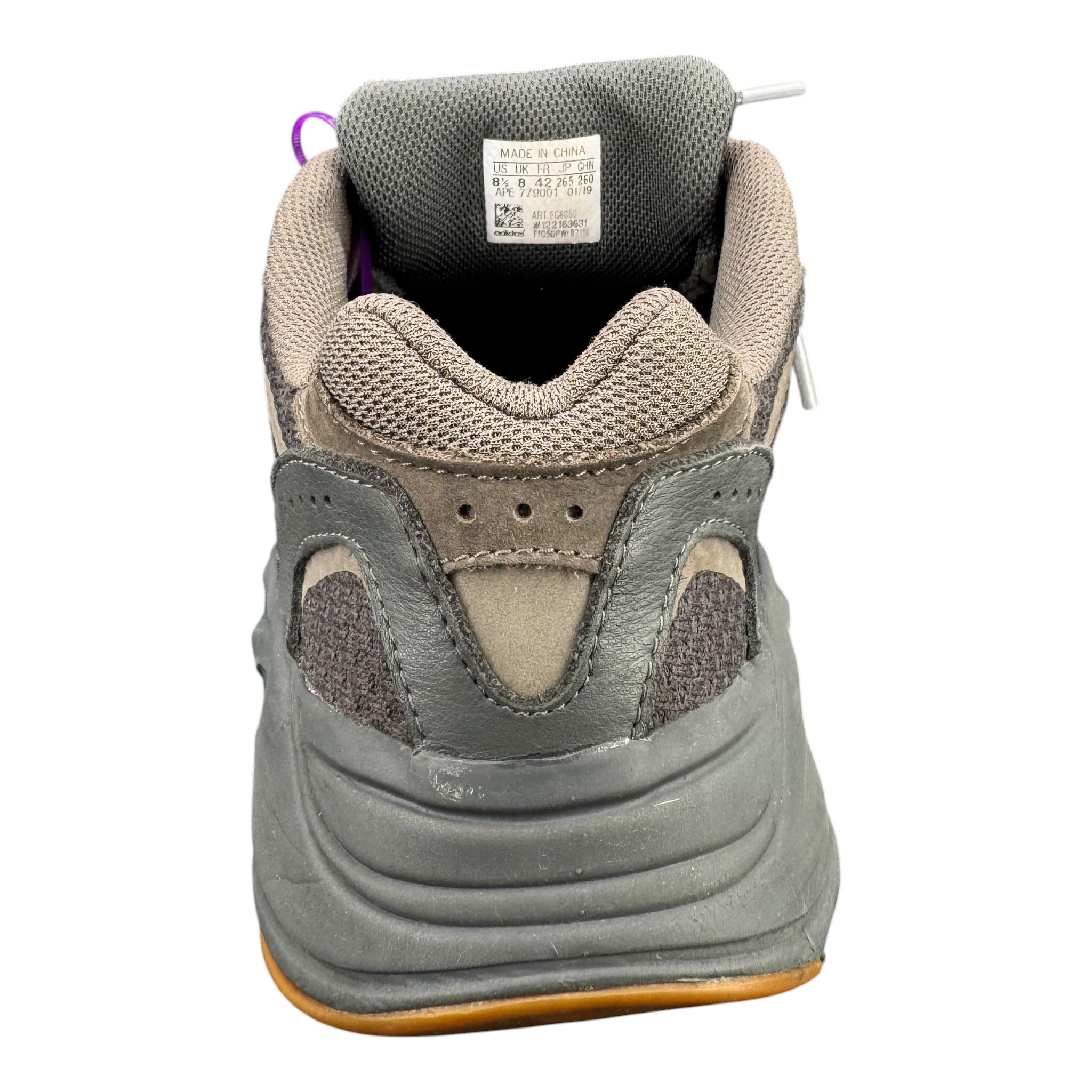 Yeezy boost 700 (42EU)