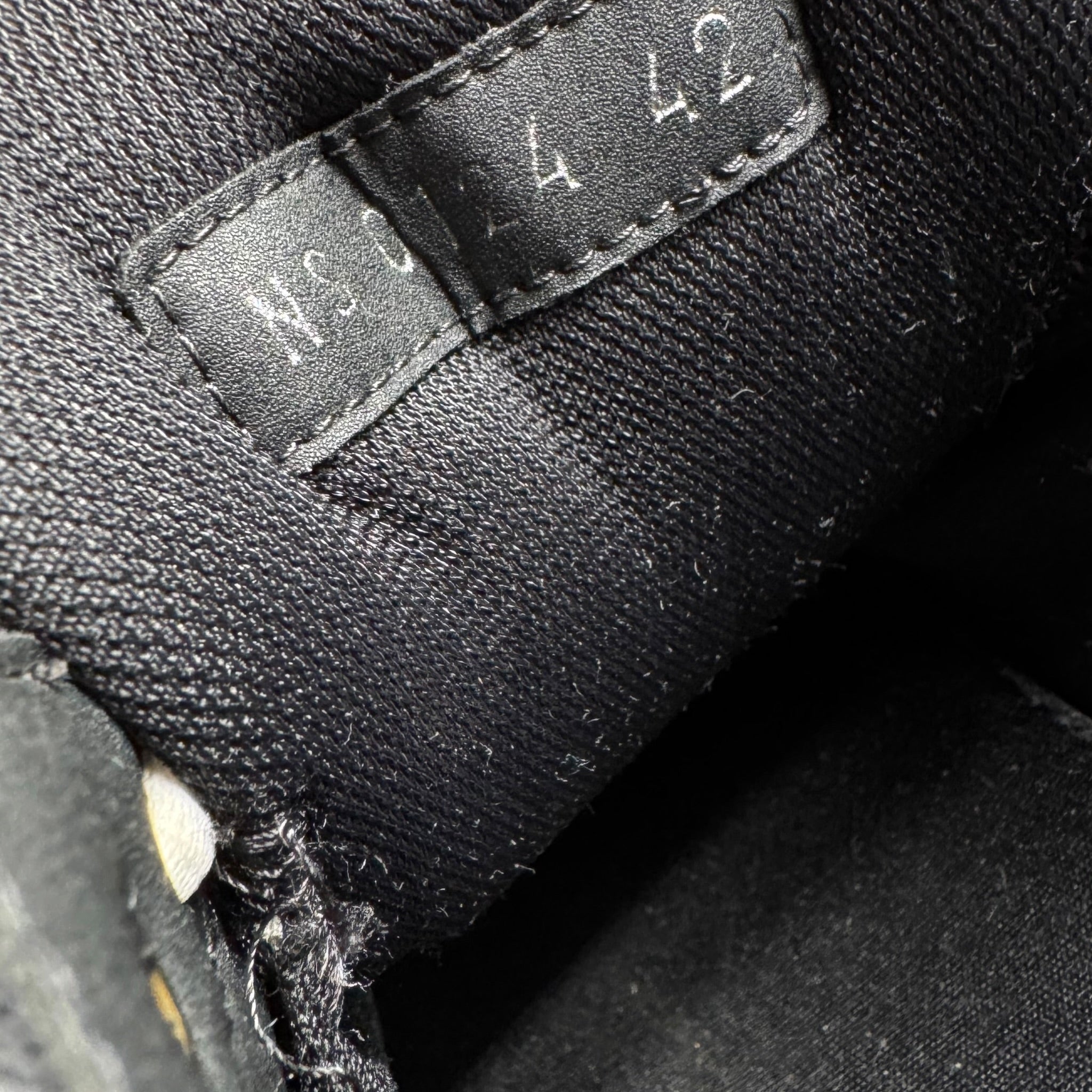 Dior B30 (42EU)