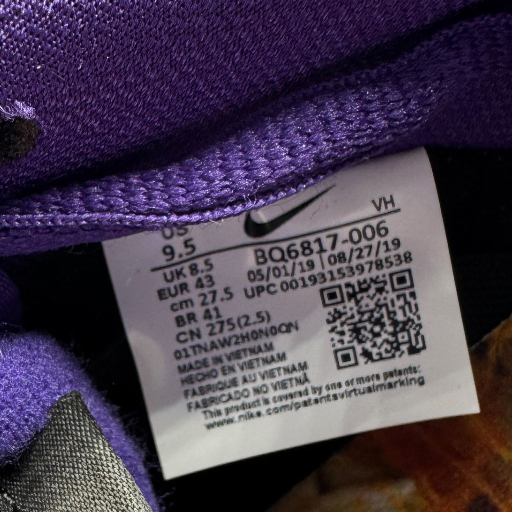 Dunk SB Low Night Of Mischief (43EU)