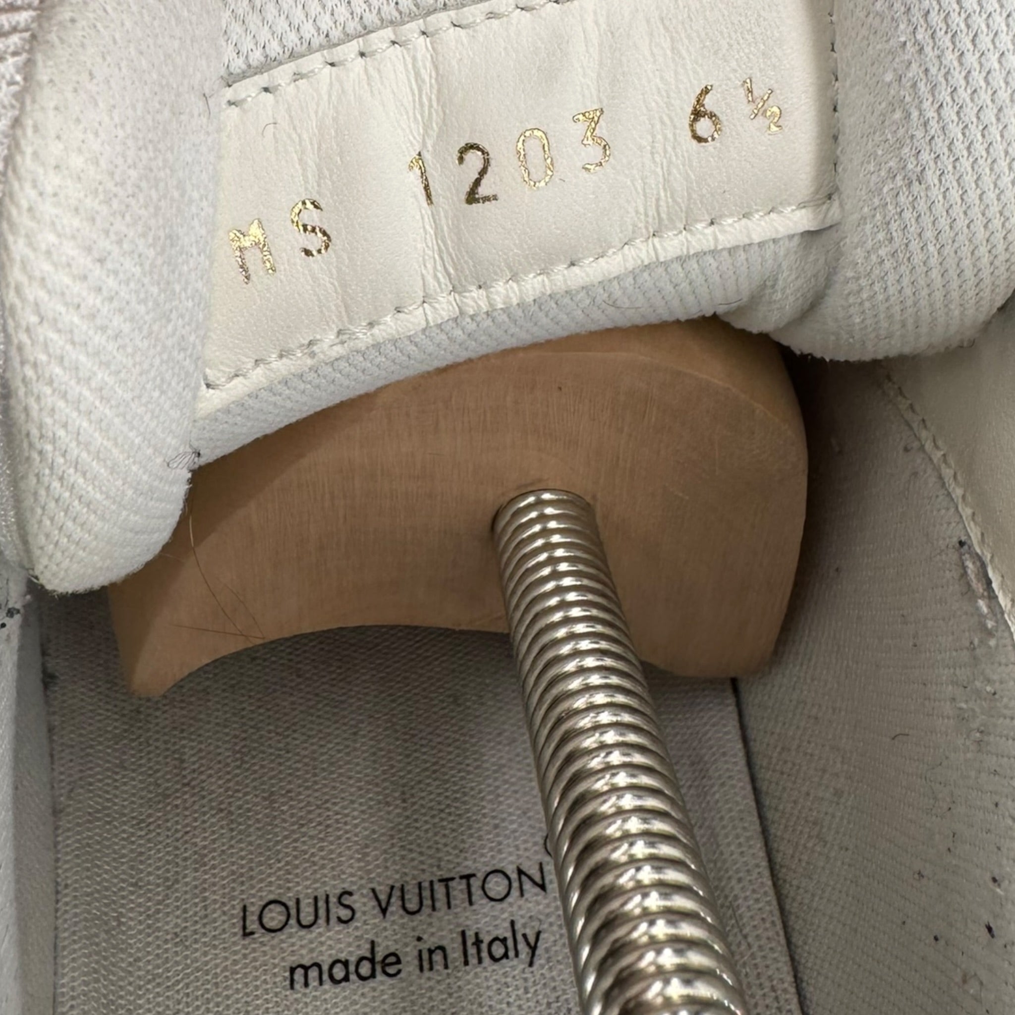 Louis Vuitton Trainer Denim (40.5EU)