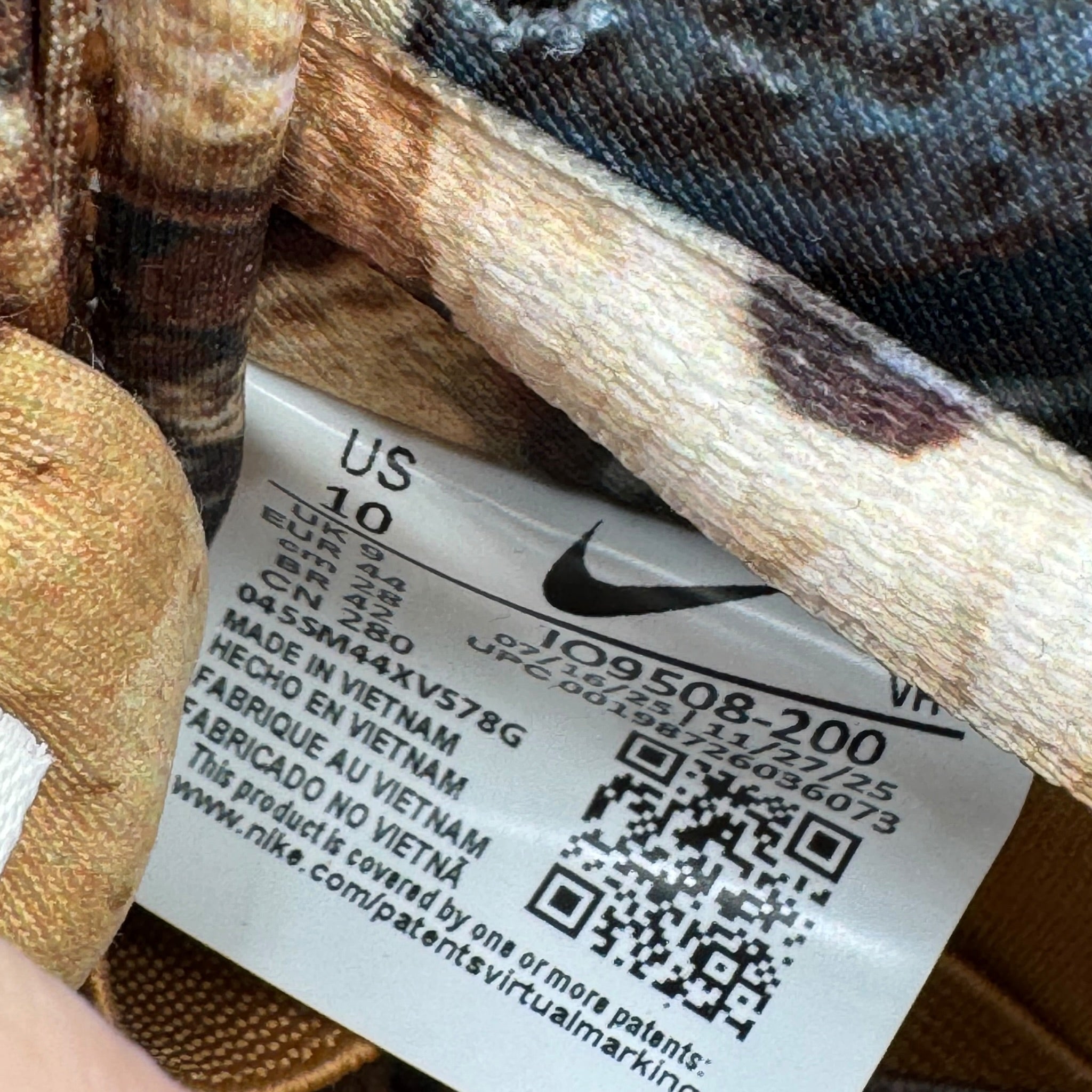 Dunk sb Note Manchester 1 of 100 (44EU)