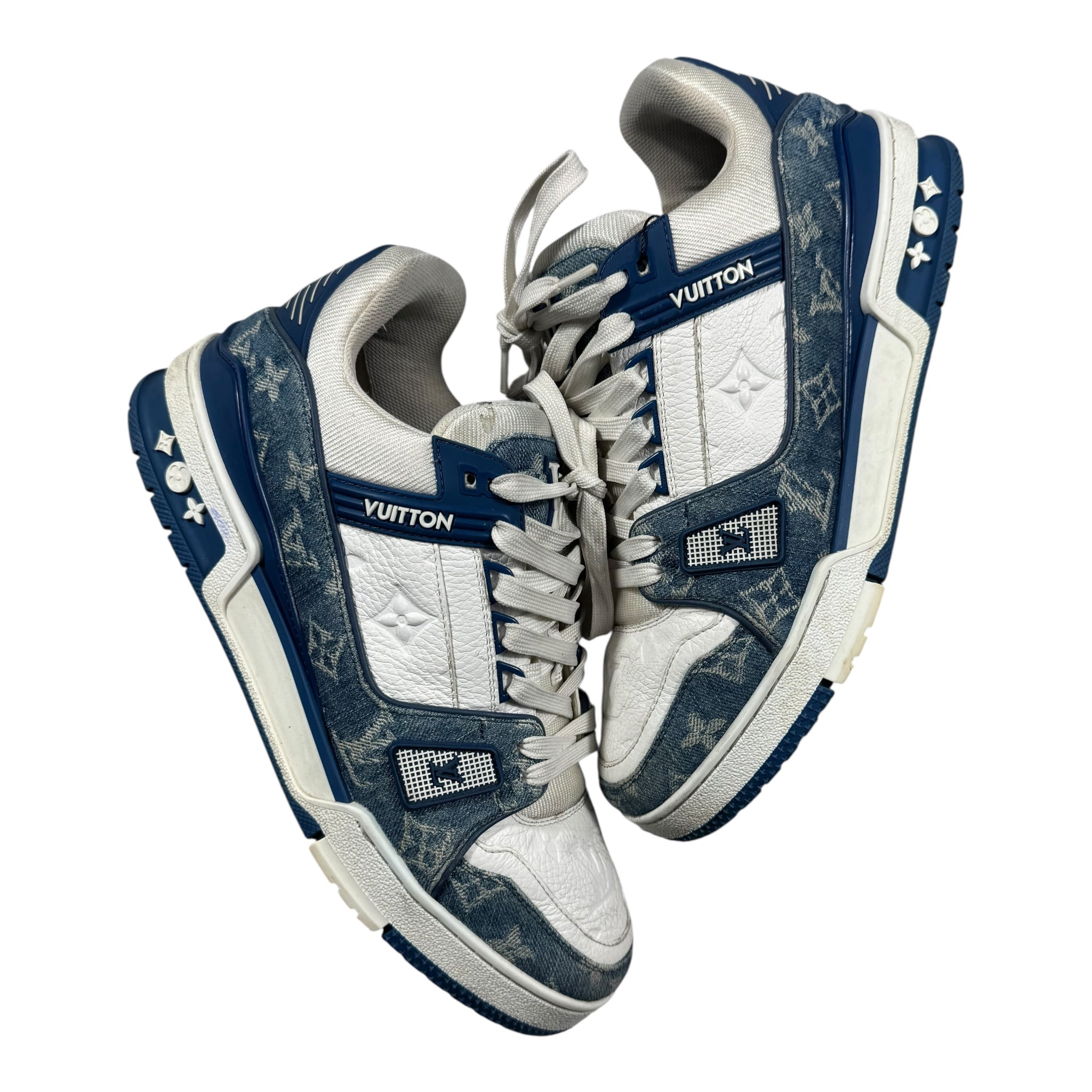 Louis Vuitton Trainer (7.5) (second part of the regulations)