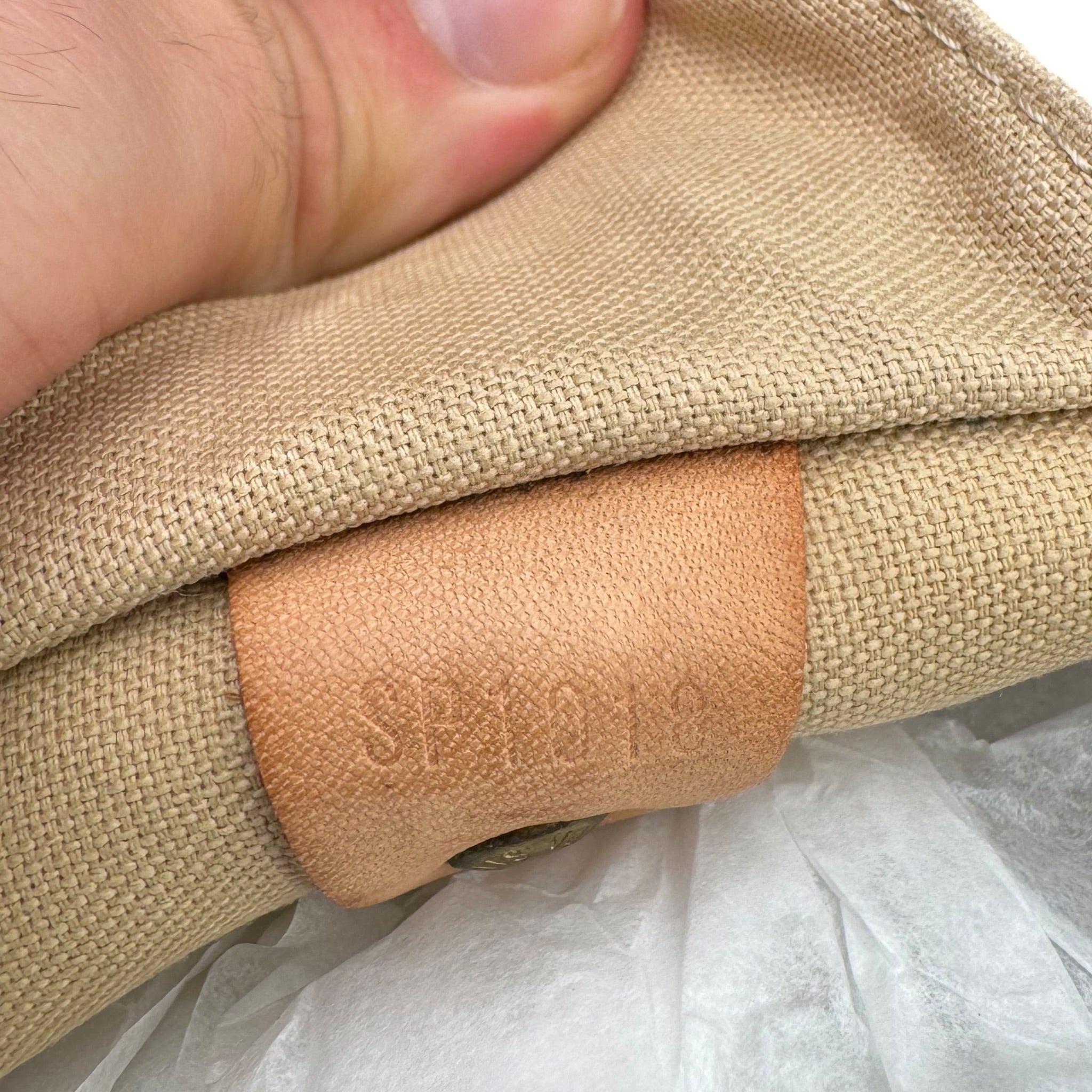 Louis Vuitton Speedy 30