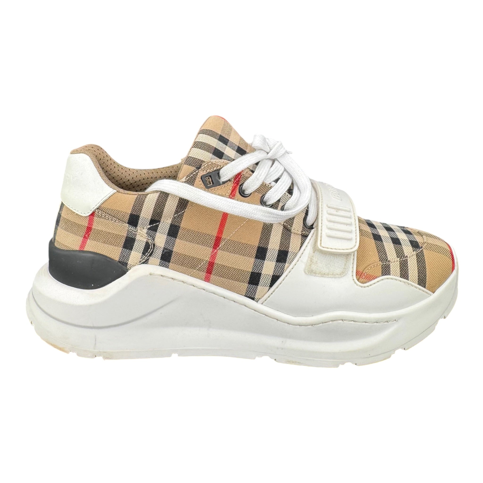 Burberry (42EU)