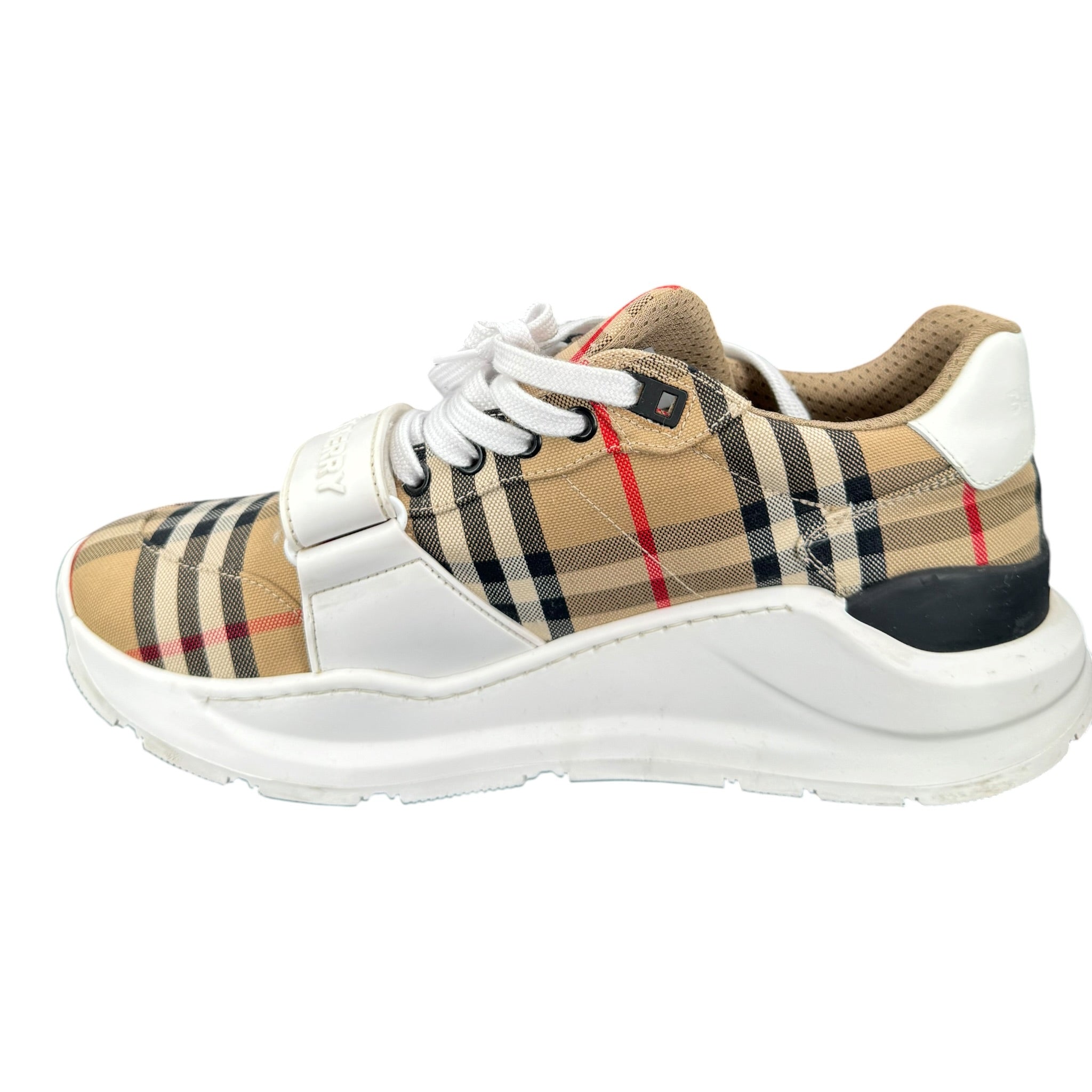 Burberry (42EU)