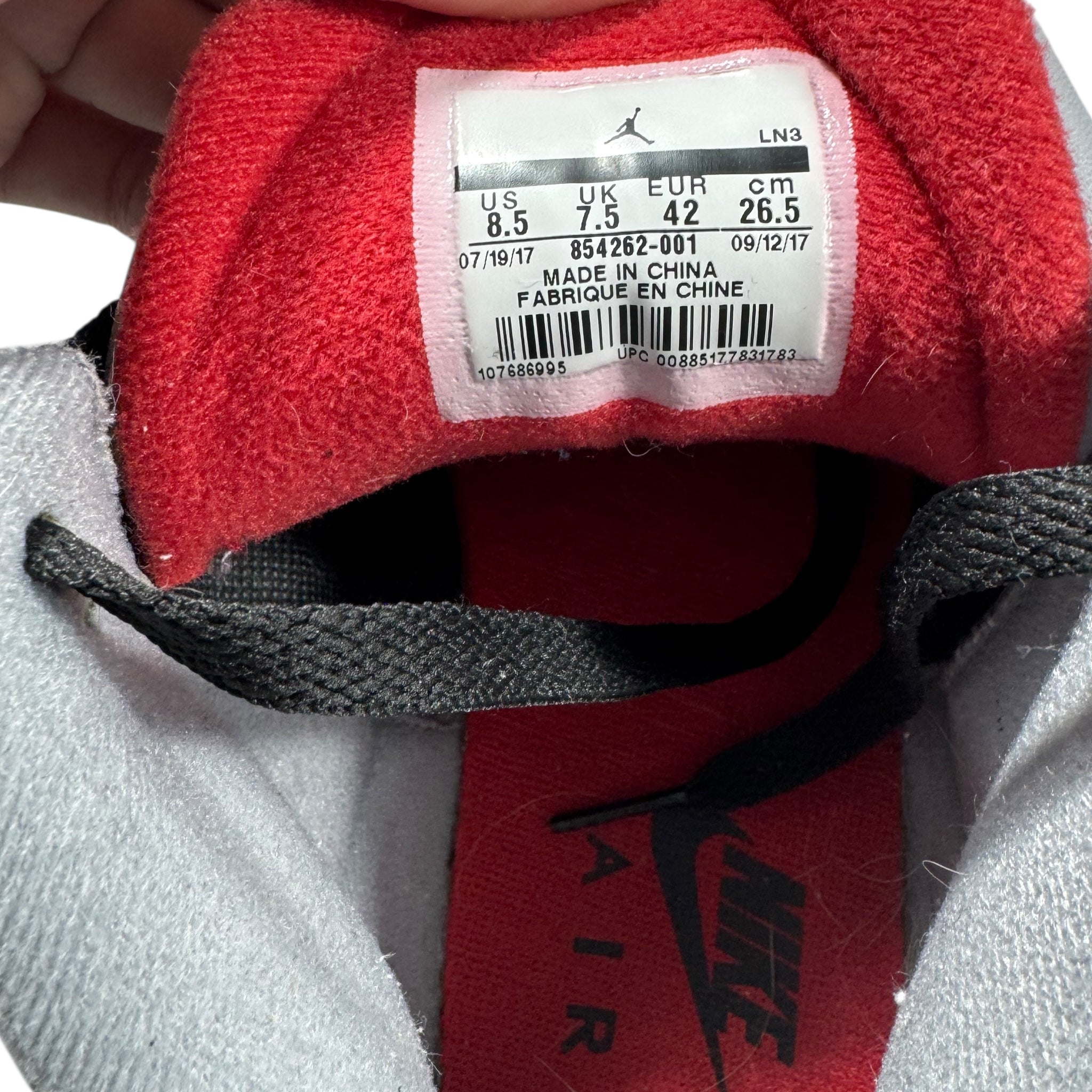 Jordan 3 (42EU)