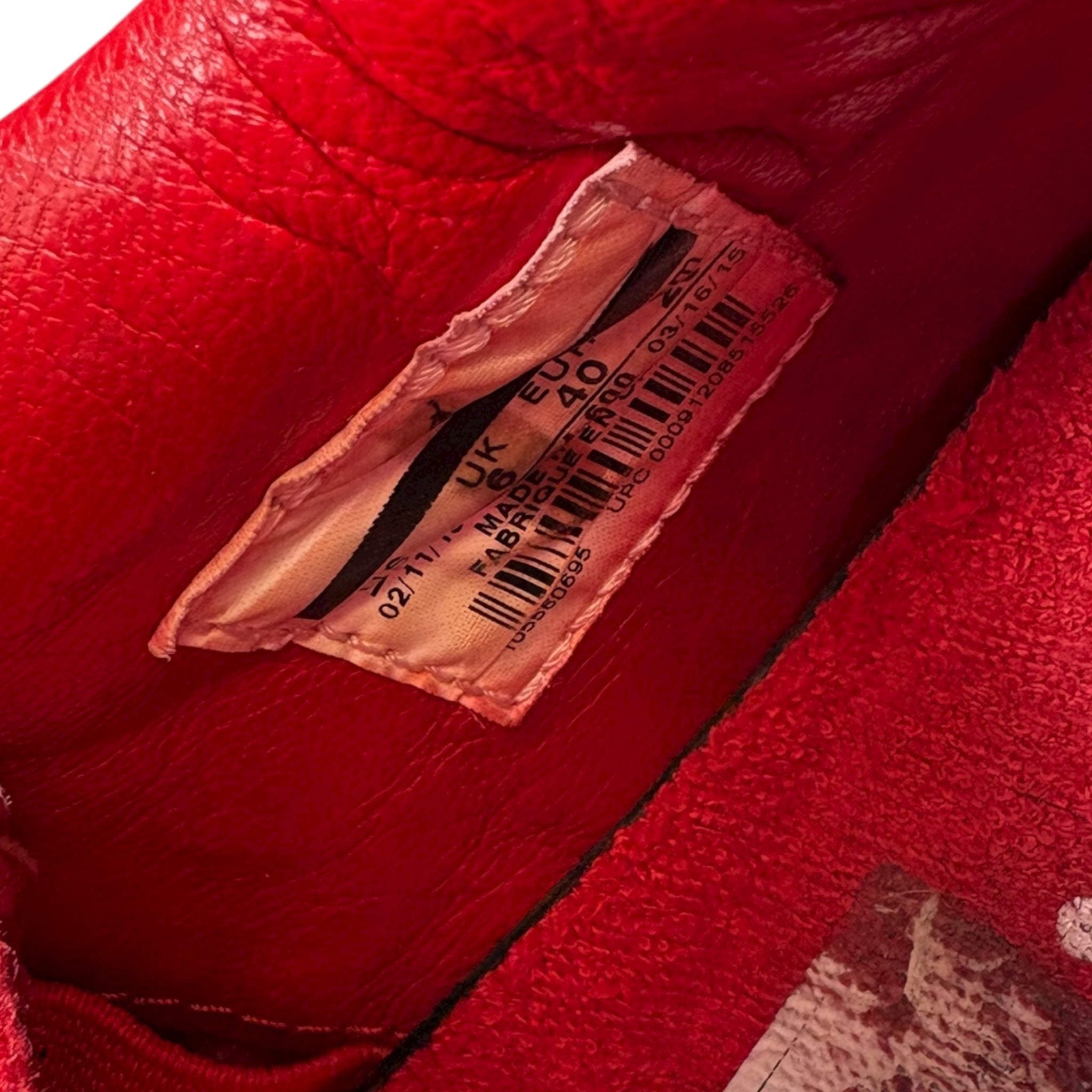 Jordan 4 Sam le Pompier Sous Latex (40EU)